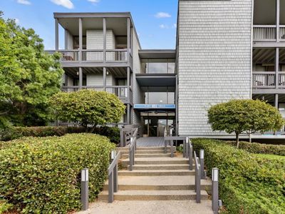 651 Port Dr APT 304, San Mateo, CA, 94404