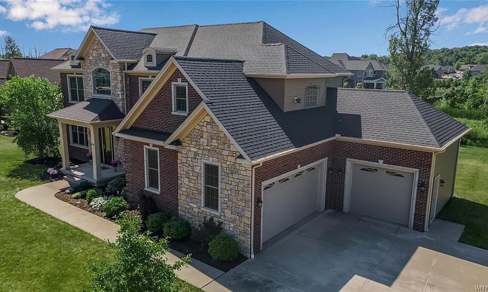 1st image of 5538 Meadowglen Dr