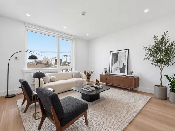 337 Johnston Avenue image 1 of 22