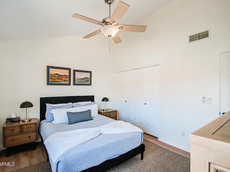 5640 E Bell Rd #1010 — Photo 27