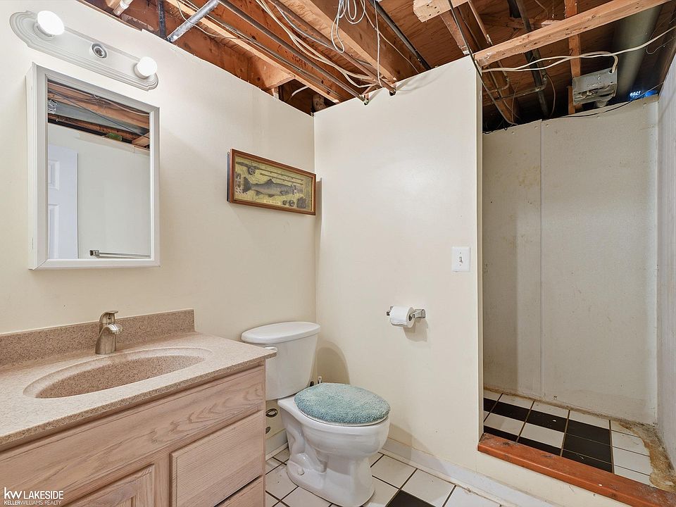 34310 Lakewood Dr, photo 22