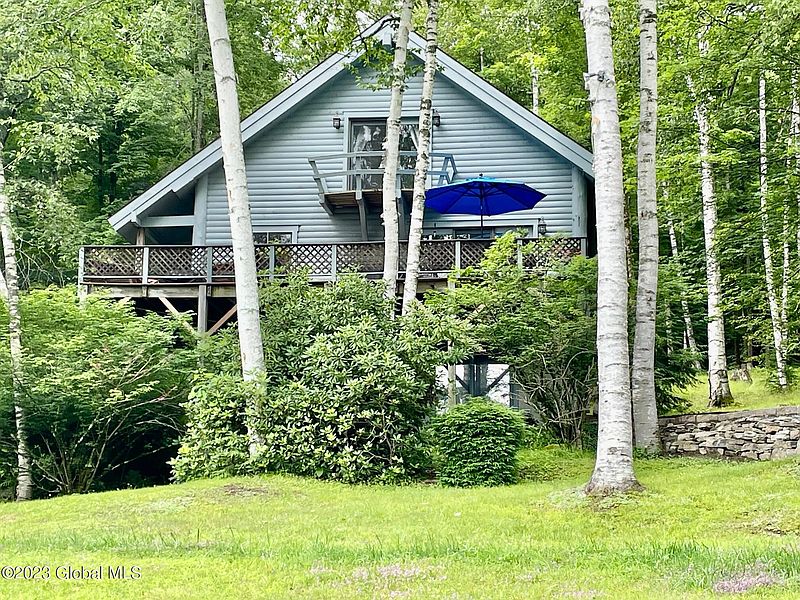 5th image of 111 Bowen Hill Road