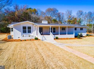 1121 E College St, Bowdon, GA 30108