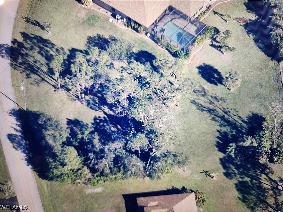 1st image of 1711 W Court Pl