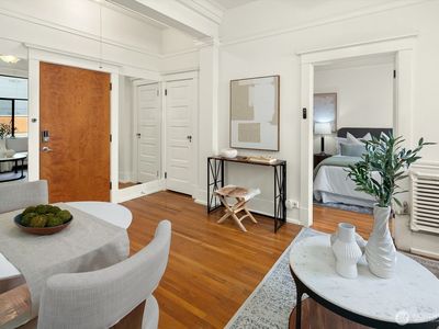 22 John Street #34, Seattle, WA, 98109