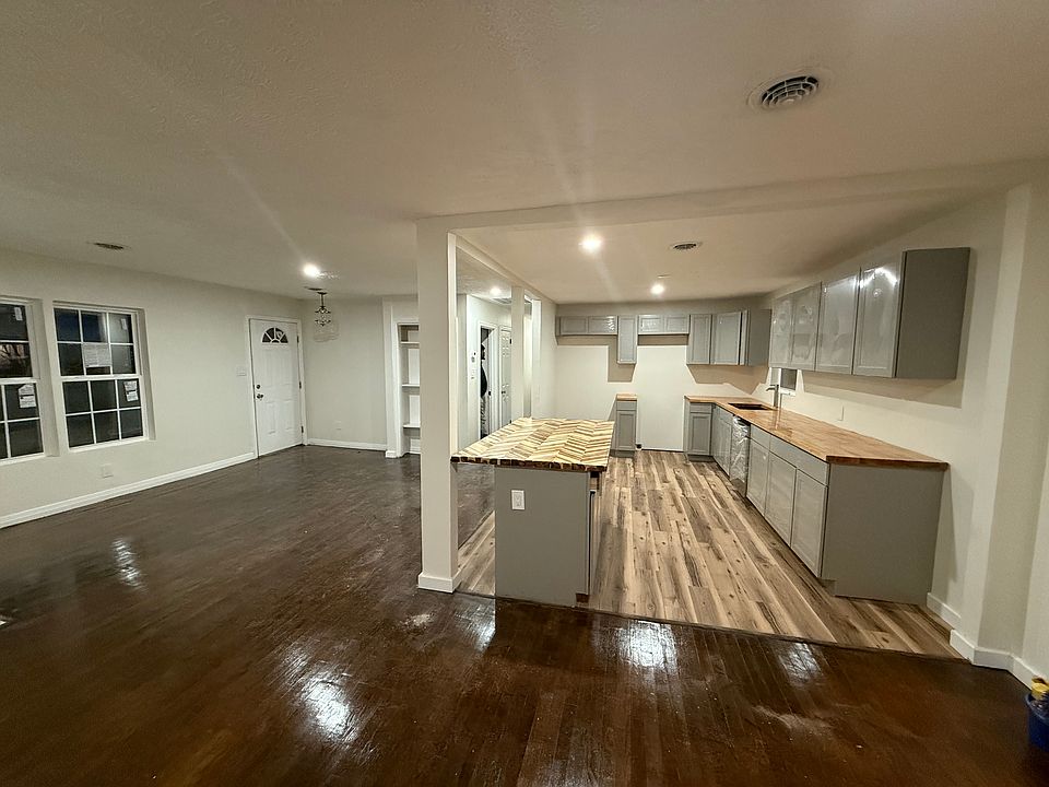 1st image of 723 Walnut St