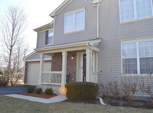 15 Rose Hill Ct, Algonquin, IL 60102