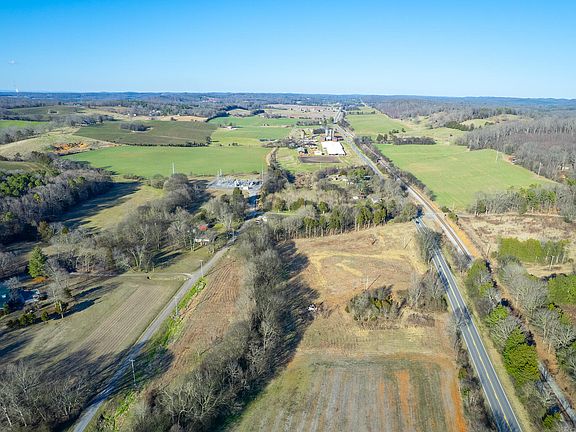 3rd image of 0 Highway 11s