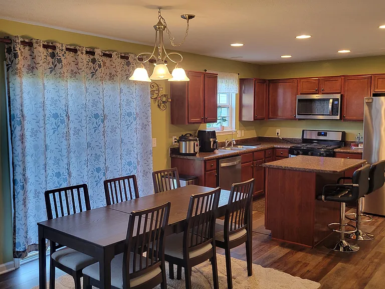 3564 Burlingame Blvd — Photo 14