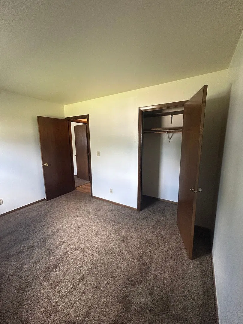 Two Bedroom Units located at 153225 Shoreland Ln in Wausau — Photo 4