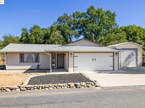 10855 Robinwood Ln, Sonora, CA 95370