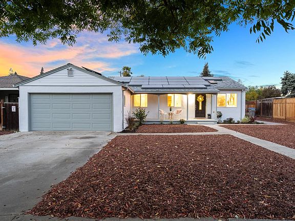 4th image of 2457 Cory Ave