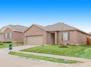 728 Devonshire Dr, Lavon, TX 75166