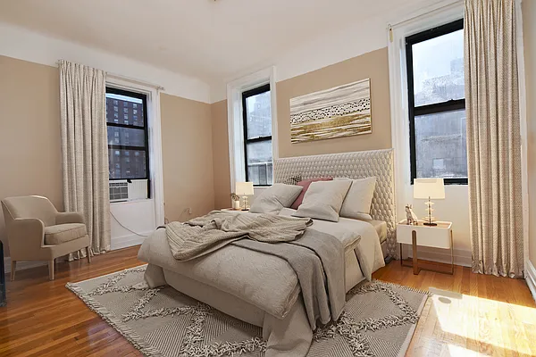 Rented by Bohemia Realty Group | media 55