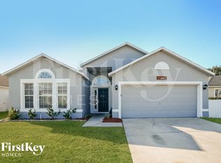110 W Reeding Ridge Dr, Jacksonville, FL 32225