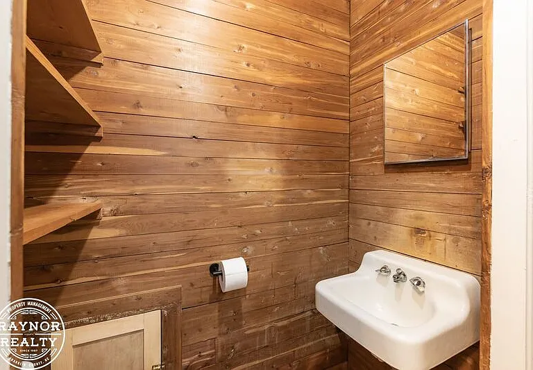 433 Norvell St — Photo 10