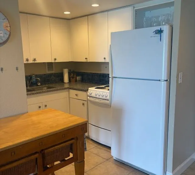 880 Mandalay Ave — Photo 7