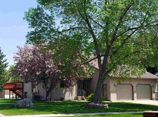 1309 Hauenstein Dr, New Ulm, MN 56073