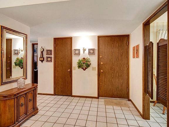 3rd image of 10922 W Jacaranda Dr