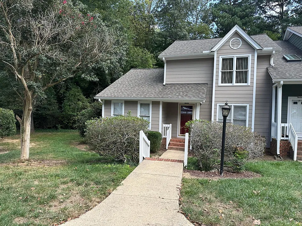 1402 Mapleside Ct