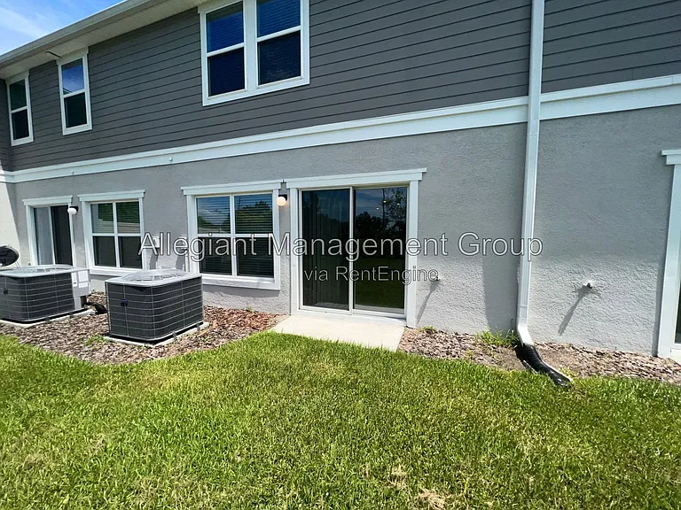 3805 Hampton Chase Ln — Photo 14