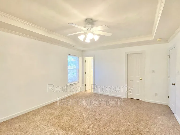 500 Windward Dr — Photo 14