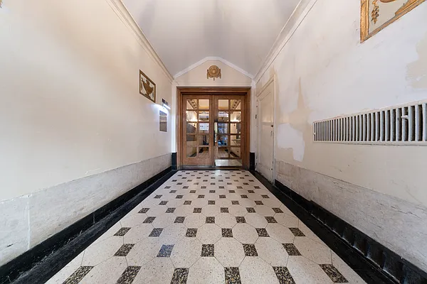 Rented by Platinum Properties | media 7