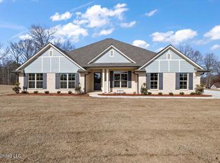 13054 Pebble Ridge Dr, Byhalia, MS 38611