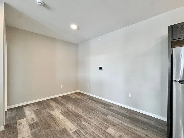 Latitude 45 — Photo 19