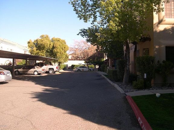 5th image of 1446 E Grovers Ave Unit 25