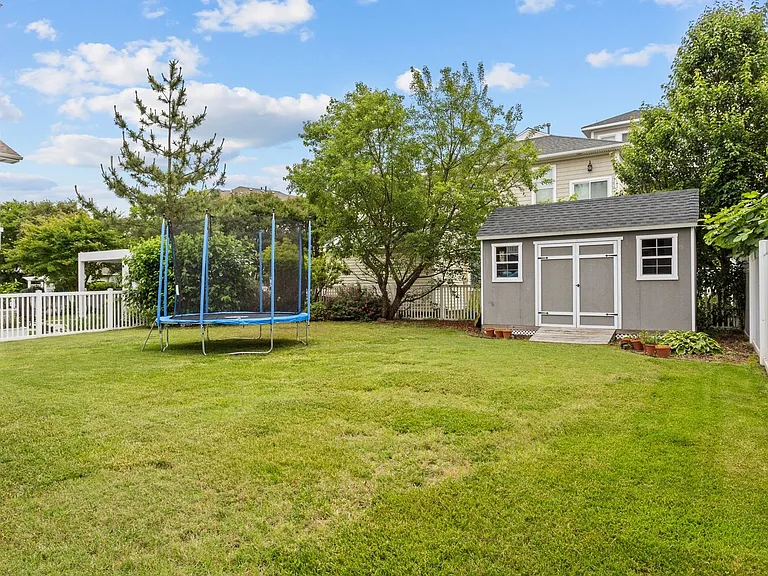 9620 Dolphin Run — Photo 43