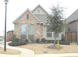 176 Carrington Ln, Lewisville, TX 75067