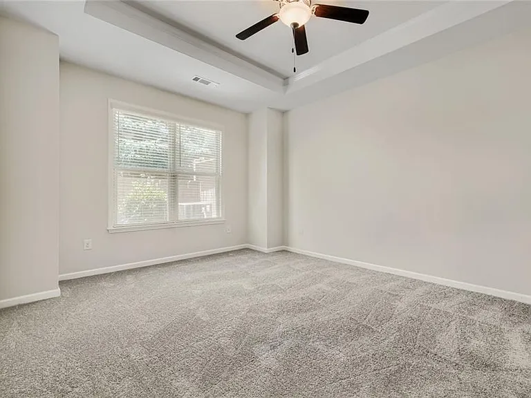 2444 Norwood Dr SE — Photo 16