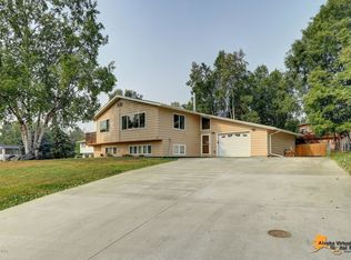 7401 Tobuk Cir, Anchorage, AK 99504