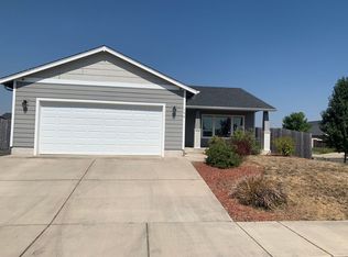 199 Camellia Dr, Lebanon, OR