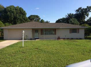 1 Lonesome Pine Trl, Yalaha, FL 34797