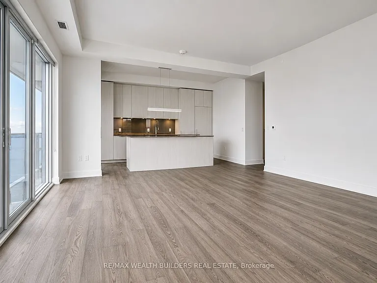 15 Lower Jarvis St #4201 — Photo 8