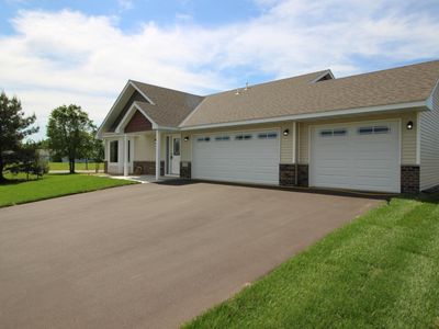 1064 241st Ln NE, East Bethel, MN, 55005