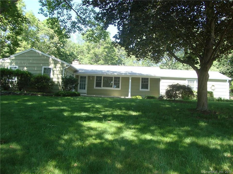 1st image of 27 Sportsman Dr