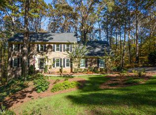 1428 Hollow Tree Ct, Lilburn, GA 30047