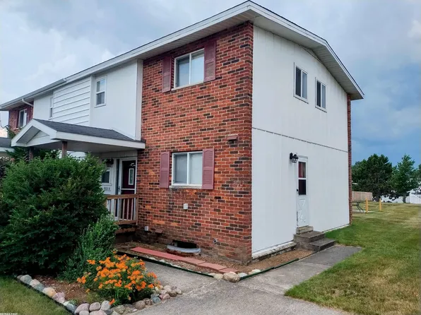 9818 Minnesota St #B, Oscoda, MI 48750