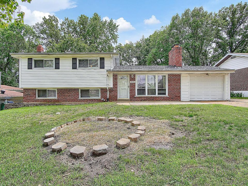 1st image of 8534 Walton Woods Ct
