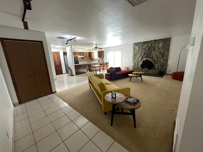 2925 Palo Verde Dr NE #A — Photo 6