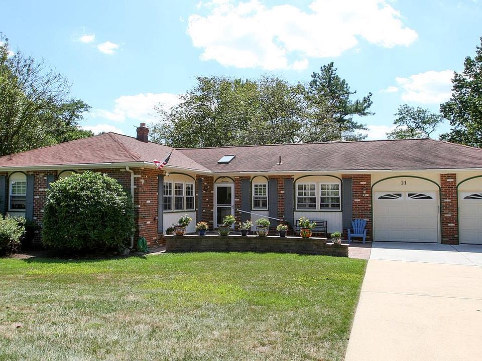 1st image of 14 Lyells Ct