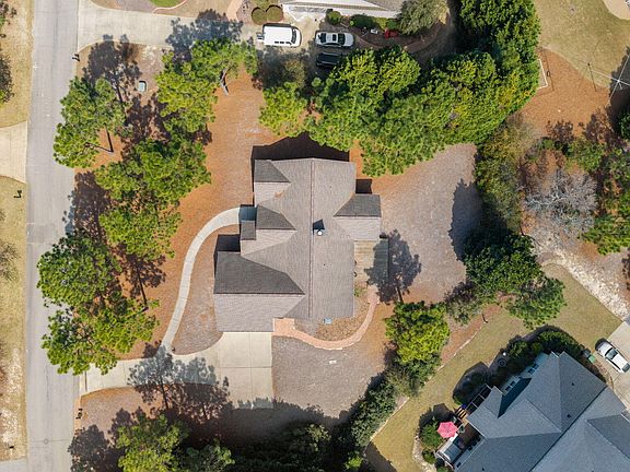 5th image of 8 Hialeah Place