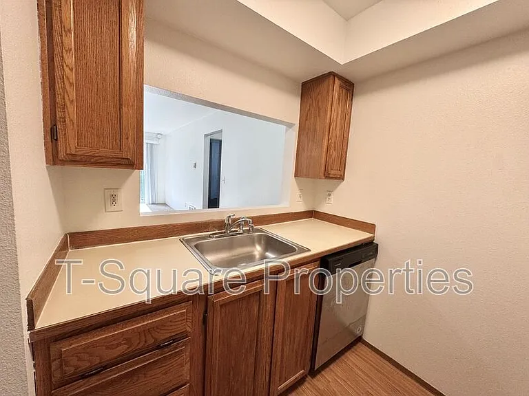225 164th St SE #102 — Photo 4