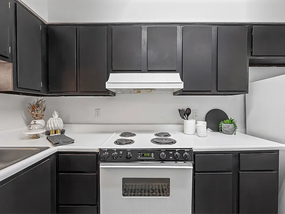Wood Creek Apartments