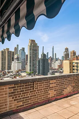 Sold by Compass | media 16