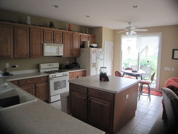 4th image of 11570 Windsor Dr
