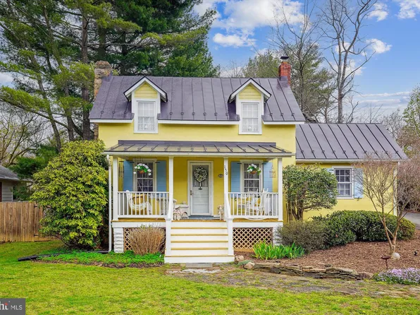 150 S Maple Ave, Purcellville, VA 20132